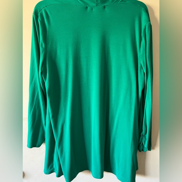 Beautiful turquoise blue Apt 9 cardigan. Measurement is 30 inches in length. - Picture 4 of 6